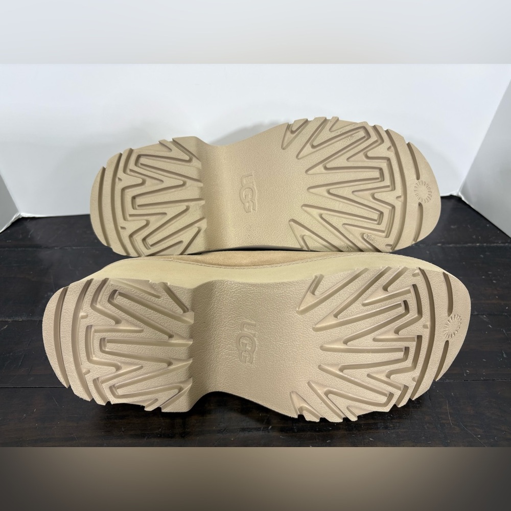 NEW UGG Women's New Heights Clog Size 9 - Picture 7 of 7
